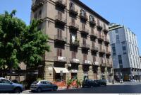 Photo Reference of Inspiration Building Palermo 0001